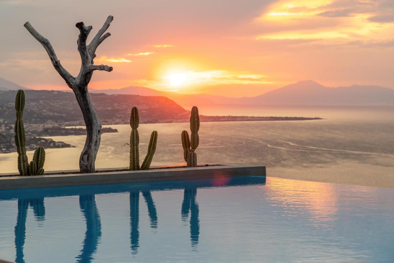 ​Le Grand Bleu Resort Derveni Exterior foto