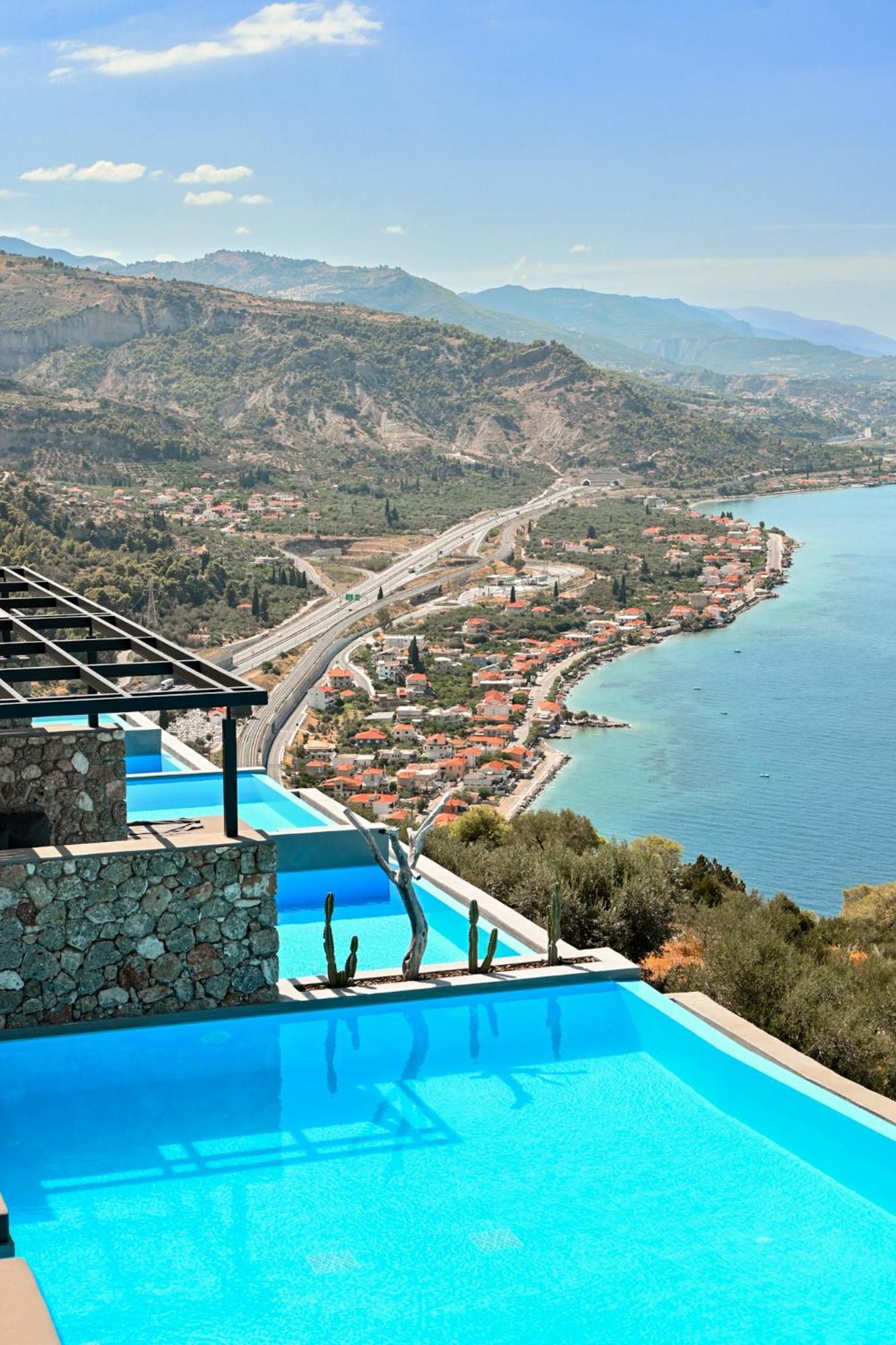 ​Le Grand Bleu Resort Derveni Exterior foto
